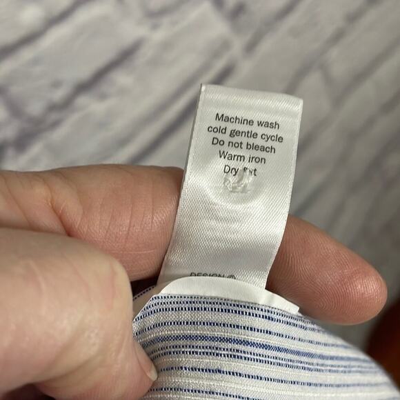 Athleta button down blouse - Picture 8 of 8